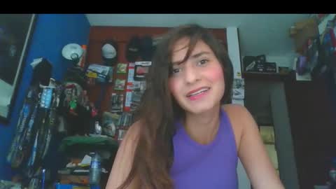 rosasvioletas online show from October 1, 2025, 9:10 pm