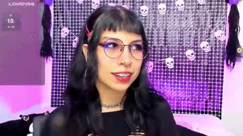 Snapshot of rose_72 chatting on November 13, 2025, 7:02 pm Ally online show from November 13, 2025, 7:02 pm