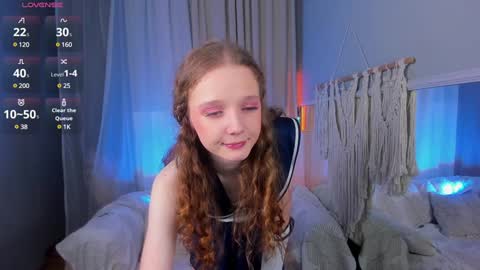 Rose online show from December 5, 2024, 9:39 pm