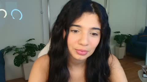 Snapshot of rose_desiree chatting on May 26, 2026, 11:17 am Rose online show from May 26, 2026, 11:17 am