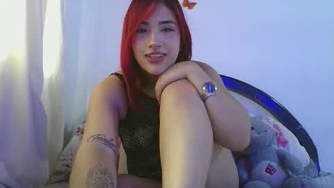 Snapshot of rose_elise chatting on April 15, 2026, 9:15 pm rose_elise online show from April 15, 2026, 9:15 pm