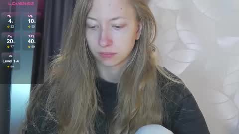 Snapshot of rose_rainy chatting on September 30, 2025, 7:57 am Im Rose online show from September 30, 2025, 7:57 am