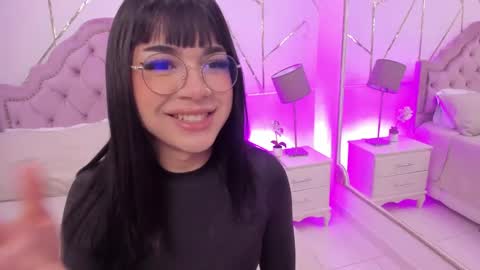 Snapshot of rosecassie chatting on January 26, 2025, 1:04 pm Rose online show from January 26, 2025, 1:04 pm