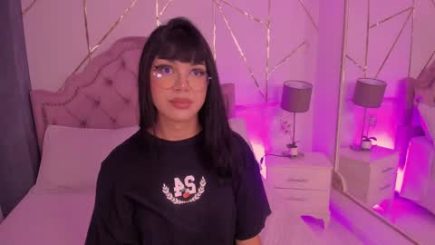 Snapshot of rosecassie chatting on January 29, 2025, 1:17 pm Rose online show from January 29, 2025, 1:17 pm