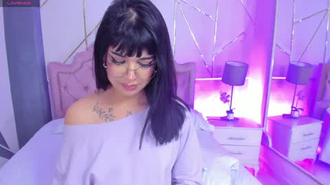 Snapshot of rosecassie chatting on January 30, 2025, 6:54 pm Rose online show from January 30, 2025, 6:54 pm