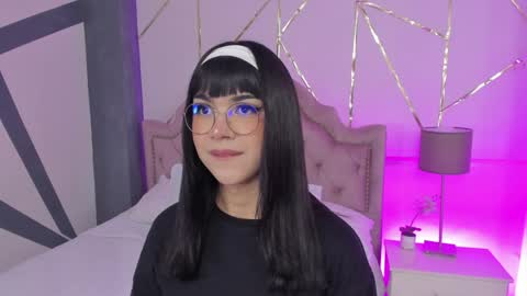 Snapshot of rosecassie chatting on February 8, 2025, 1:33 pm Rose online show from February 8, 2025, 1:33 pm