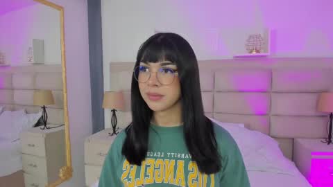 Snapshot of rosecassie chatting on February 9, 2025, 12:52 pm Rose online show from February 9, 2025, 12:52 pm