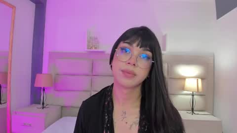 Snapshot of rosecassie chatting on February 18, 2025, 4:59 pm Rose online show from February 18, 2025, 4:59 pm