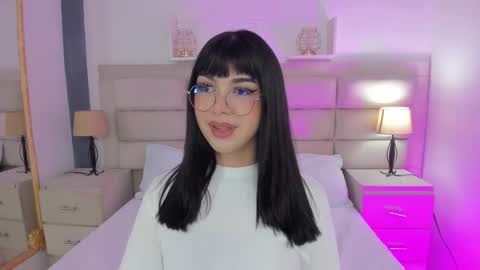 Snapshot of rosecassie chatting on February 22, 2025, 1:02 pm Rose online show from February 22, 2025, 1:02 pm