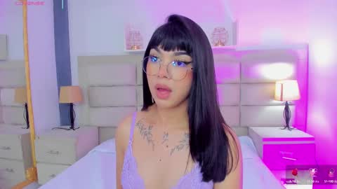 Snapshot of rosecassie chatting on February 24, 2025, 5:20 pm Rose online show from February 24, 2025, 5:20 pm
