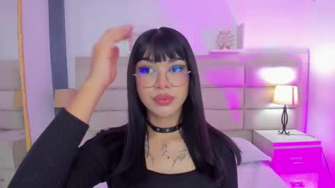 Snapshot of rosecassie chatting on February 27, 2025, 12:56 pm Rose online show from February 27, 2025, 12:56 pm