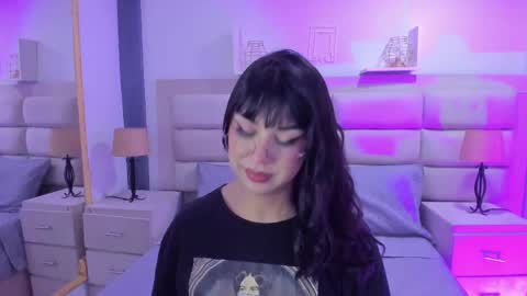 Snapshot of rosecassie chatting on March 12, 2025, 1:40 pm Rose online show from March 12, 2025, 1:40 pm