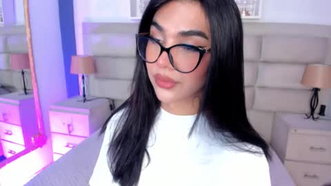 Snapshot of rosecassie chatting on September 24, 2025, 1:03 pm Rose online show from September 24, 2025, 1:03 pm