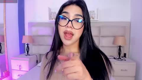 Snapshot of rosecassie chatting on October 6, 2025, 1:41 pm Rose online show from October 6, 2025, 1:41 pm