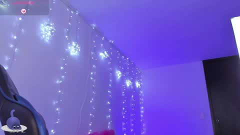 Rose online show from April 16, 2026, 9:50 pm