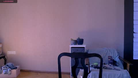 Rose online show from October 12, 2025, 8:02 am