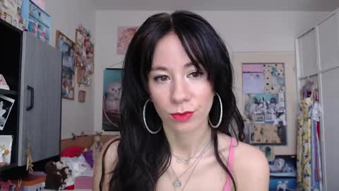 Snapshot of roselynsun chatting on February 12, 2026, 11:05 am Rose online show from February 12, 2026, 11:05 am