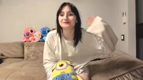 Snapshot of rosendapopper chatting on November 18, 2025, 9:58 am Nika online show from November 18, 2025, 9:58 am