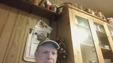 roses2u1958 online show from December 23, 2024, 12:14 am