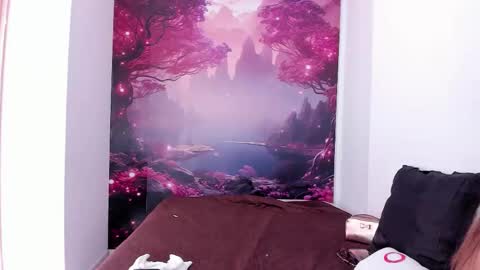 RoseStark online show from December 22, 2025, 6:05 pm