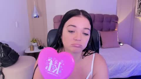 Snapshot of rosetaylorla chatting on May 31, 2026, 2:02 pm Rose Taylor online show from May 31, 2026, 2:02 pm