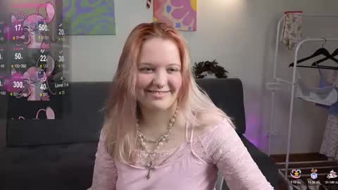 rosethomas_ online show from December 21, 2025, 10:44 am