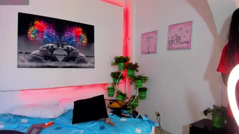 rosi_cooper online show from February 10, 2025, 1:55 pm