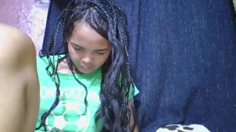 rosia685234 online show from November 13, 2025, 7:35 pm