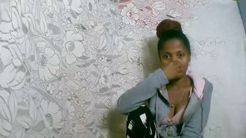 rosia online show from October 26, 2025, 10:04 pm