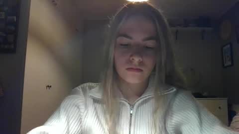 Rosie online show from December 3, 2024, 7:43 am