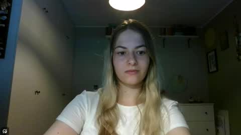 Rosie online show from September 19, 2025, 8:27 am