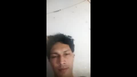 Snapshot of roskof69 chatting on February 7, 2025, 12:42 am Ribuu online show from February 7, 2025, 12:42 am