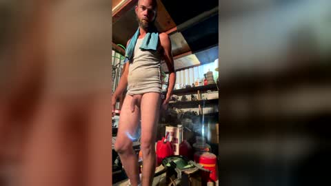 ross2504 online show from April 8, 2026, 10:26 am