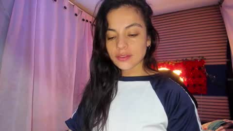 Snapshot of rosse_25 chatting on February 8, 2026, 9:13 am Would you like to help me with supplementation and sports suits so I can compete in powerlifting online show from February 8, 2026, 9:13 am