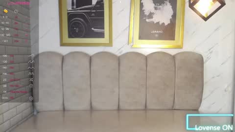 rosse jeane v online show from April 3, 2026, 1:09 pm