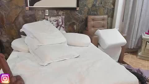 Rosse online show from November 10, 2025, 8:52 pm