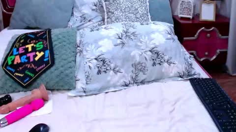 Rosse Cougar  online show from February 15, 2026, 7:51 am