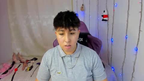 ROSSE DEMOND  online show from March 22, 2026, 9:18 pm