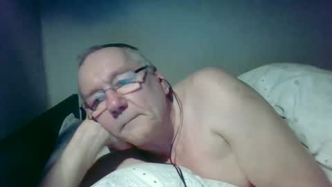 Snapshot of rossignol1953 chatting on March 1, 2026, 11:07 pm rossignol1953 online show from March 1, 2026, 11:07 pm