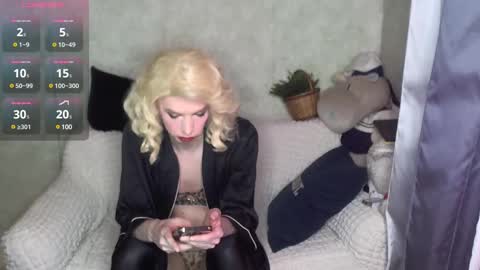 Snapshot of rossir chatting on March 5, 2025, 3:40 pm rossir online show from March 5, 2025, 3:40 pm