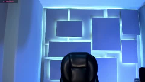 Snapshot of rossirivers chatting on February 25, 2026, 12:04 pm Rossie Rivers online show from February 25, 2026, 12:04 pm