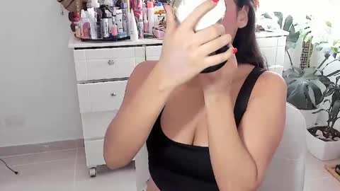 Snapshot of rossth11 chatting on May 13, 2026, 7:11 pm Im Ross online show from May 13, 2026, 7:11 pm