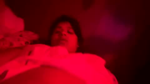 Snapshot of rosvelly8 chatting on October 13, 2025, 4:23 am rosvelly8 online show from October 13, 2025, 4:23 am