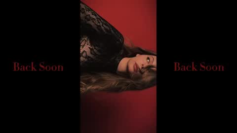 rosy_black_ online show from April 20, 2026, 7:15 pm