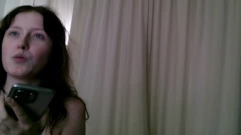 Snapshot of rosy_petal chatting on May 23, 2026, 7:24 am rosy_petal online show from May 23, 2026, 7:24 am