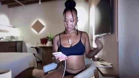 Snapshot of rosycoco chatting on February 23, 2025, 5:18 pm Rosy Coco online show from February 23, 2025, 5:18 pm