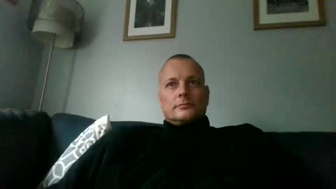 rotunda1874 online show from November 9, 2025, 2:37 pm