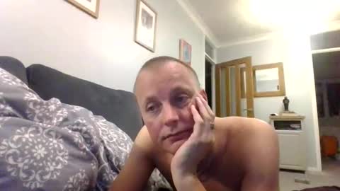 rotunda1874 online show from April 11, 2026, 12:26 am