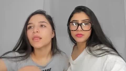 Snapshot of rous_and_sweet chatting on October 28, 2025, 3:21 am Rous and Sweet online show from October 28, 2025, 3:21 am