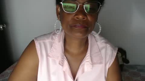 luxa online show from February 4, 2025, 12:08 am